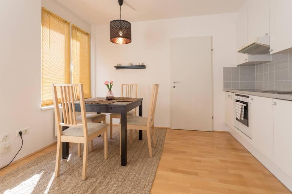 Bright Apartment In Hip & High Quality Neighborhood فيينا المظهر الخارجي الصورة